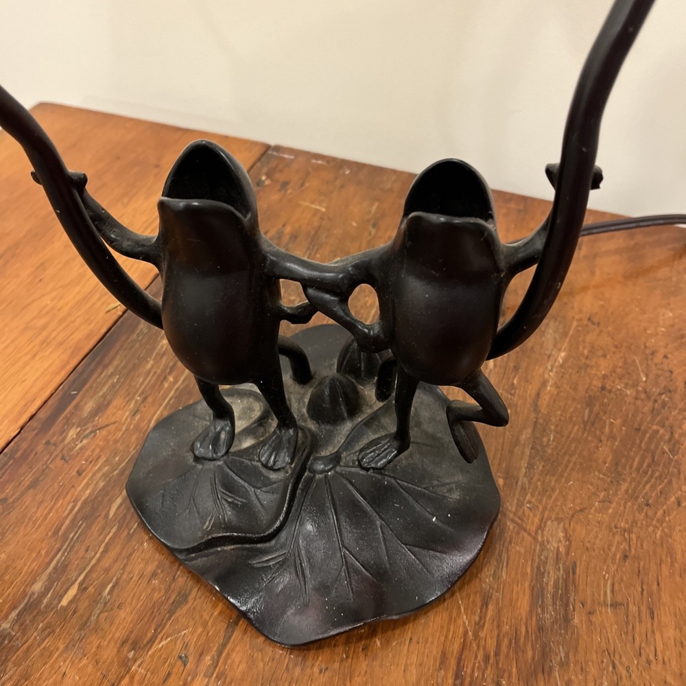 Vintage Dancing Singing Frogs Bronze Cast Metal Table Lamp 19" Tall Whimsical - Picture 10 of 12